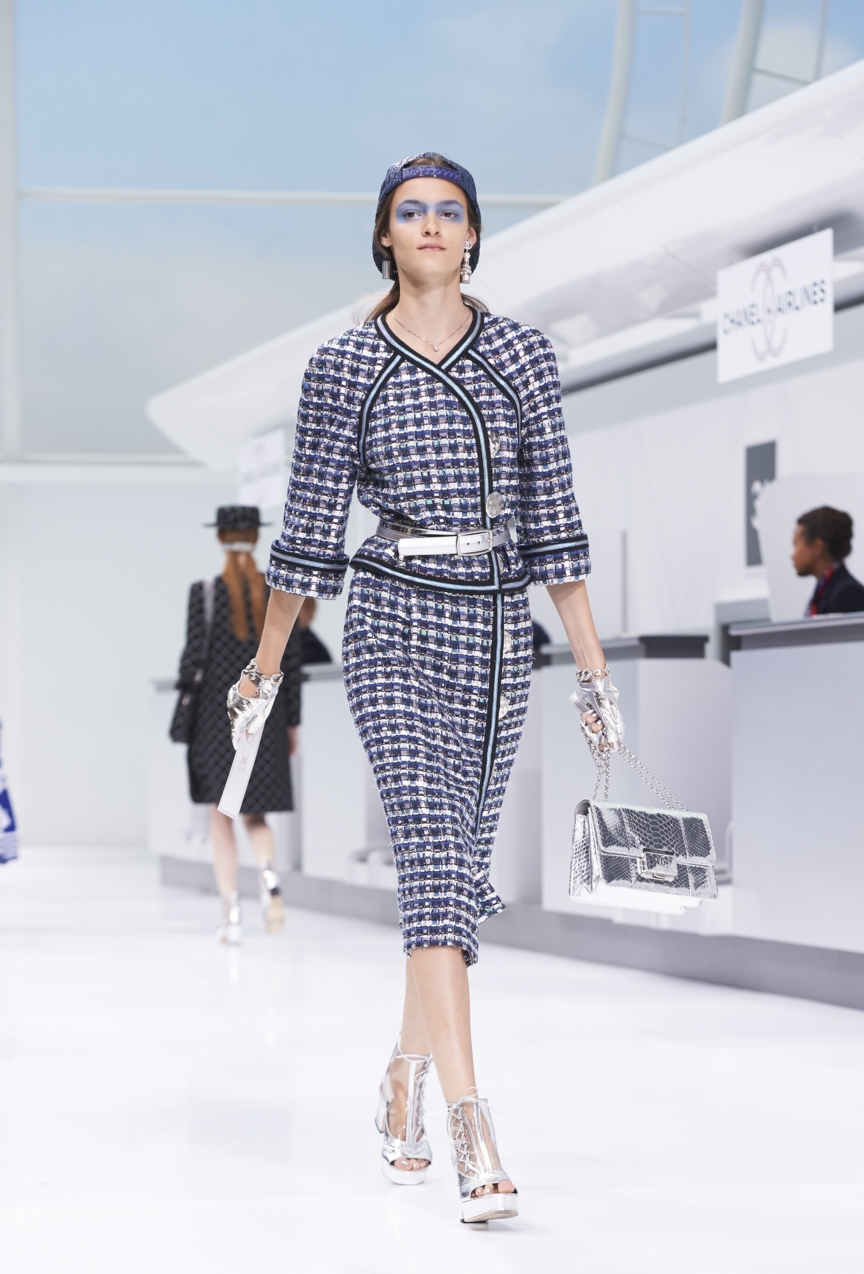 chanel-paris-fashion-week-spring-summer-2016-show-18