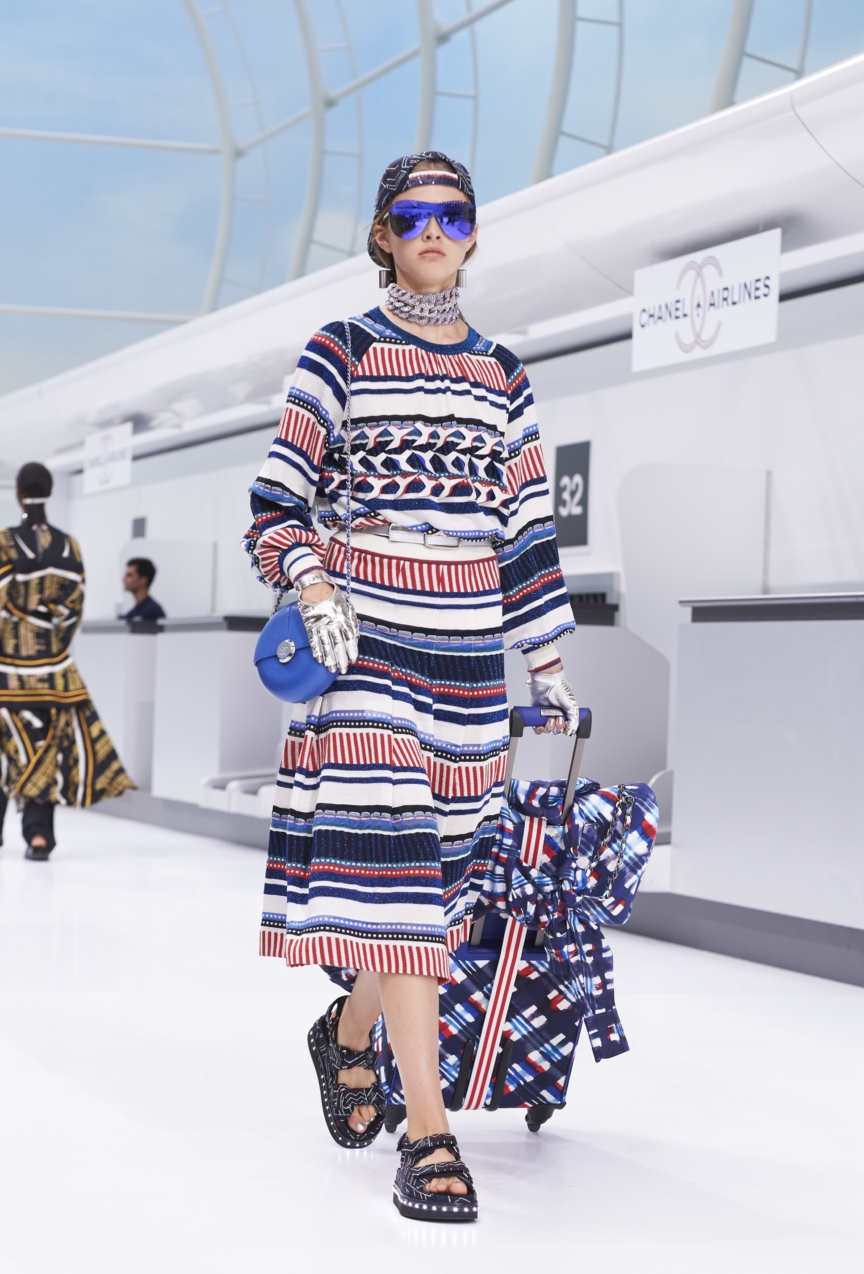 chanel-paris-fashion-week-spring-summer-2016-show-32