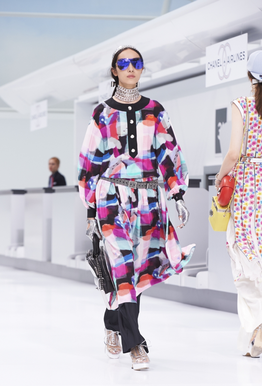 chanel-paris-fashion-week-spring-summer-2016-show-52