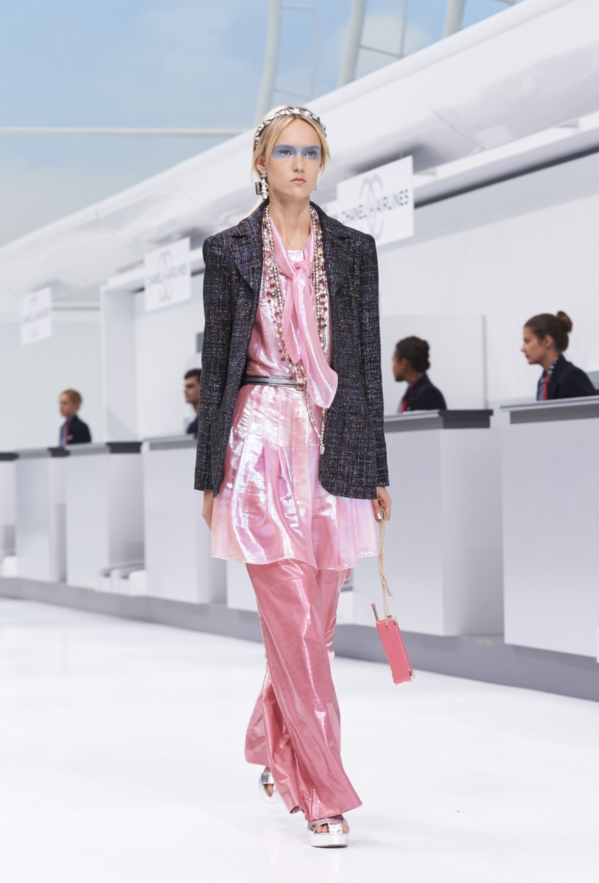 chanel-paris-fashion-week-spring-summer-2016-show-58