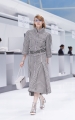 chanel-paris-fashion-week-spring-summer-2016-show-17