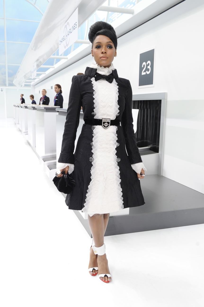 chanel-paris-fashion-week-spring-summer-2016-celebrities-pictures