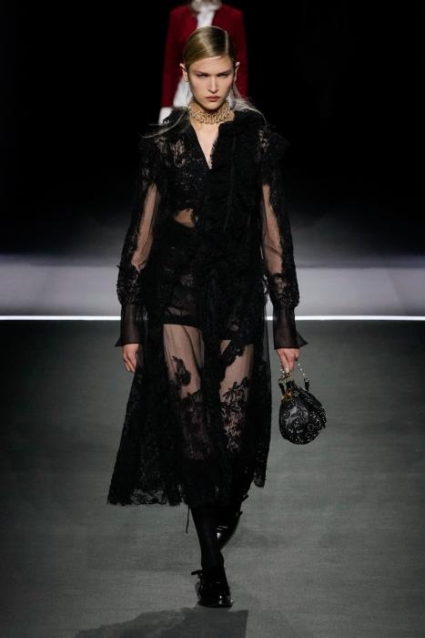 dior-aw-25-30