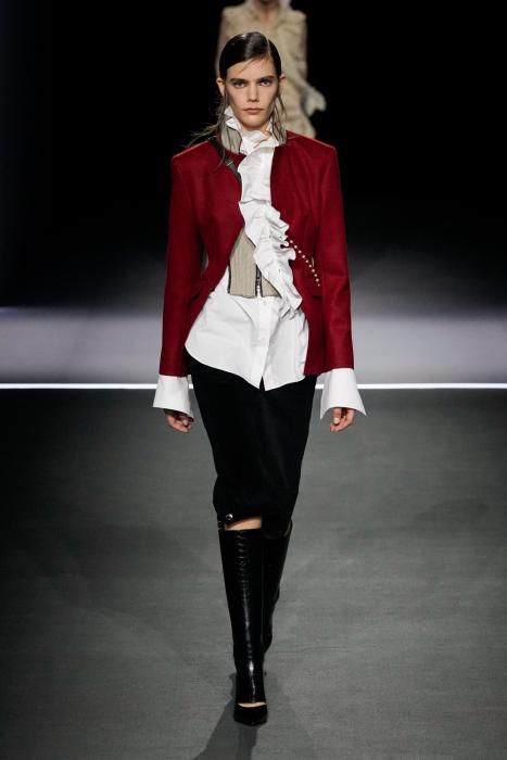 dior-aw-25-31