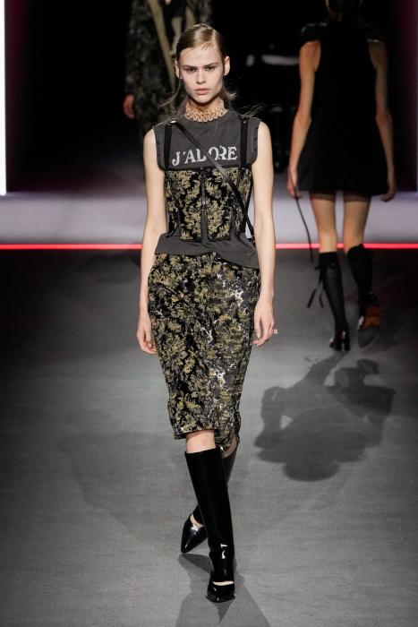 dior-aw-25-44