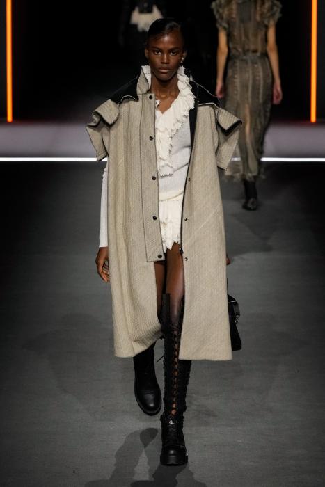 dior-aw-25-55