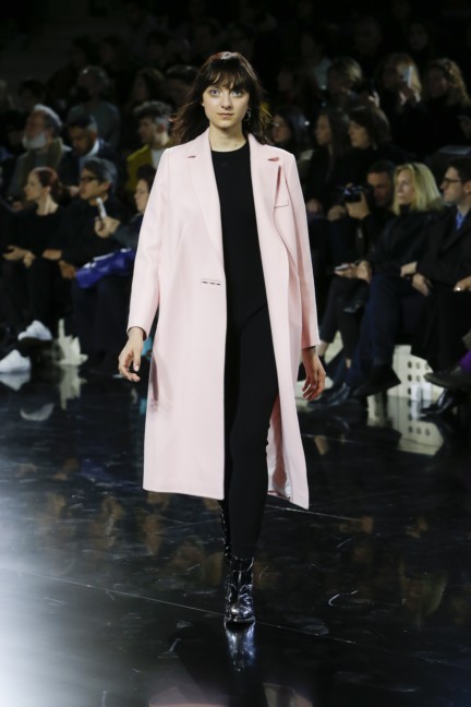 courreges-paris-fashion-week-aw-16-5