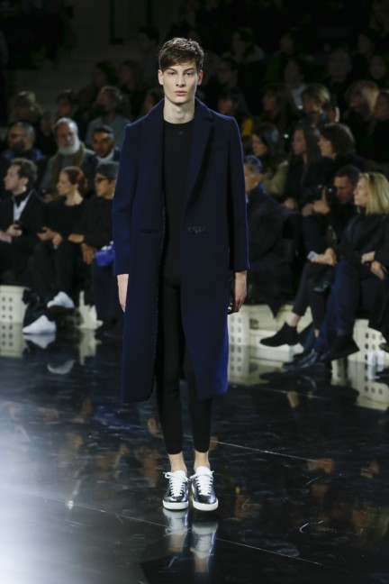 courreges-paris-fashion-week-aw-16-7