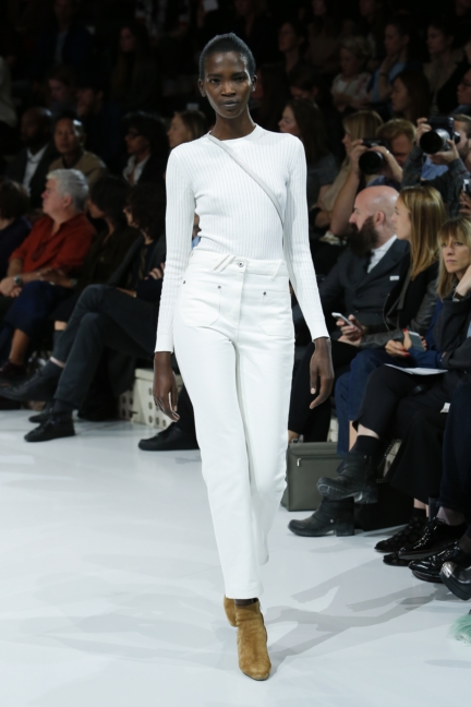 courreges-paris-fashion-week-spring-summer-2016-38