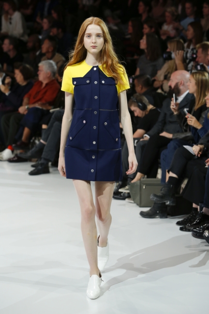 courreges-paris-fashion-week-spring-summer-2016-54