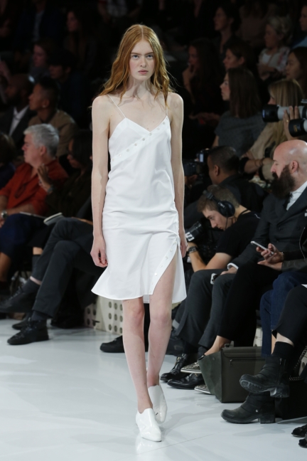 courreges-paris-fashion-week-spring-summer-2016-61