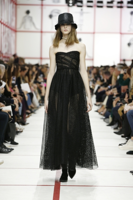 dior_autumn-winter2019-2020_key_looks_11