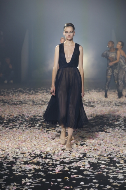 dior_rtw_ss19__look_18