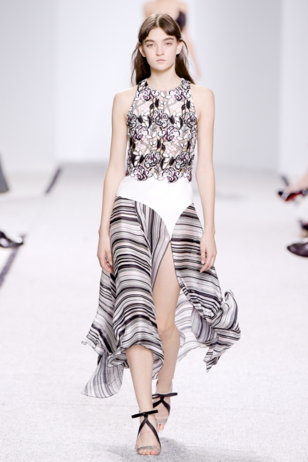 giambattista-valli-ss17-look-33