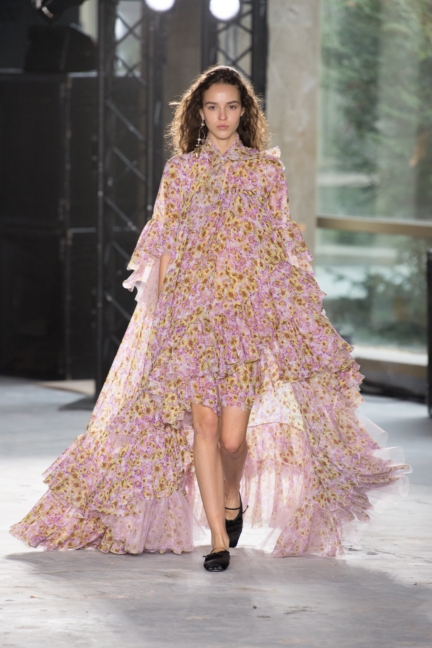 giambattista-valli-ss18-look-14