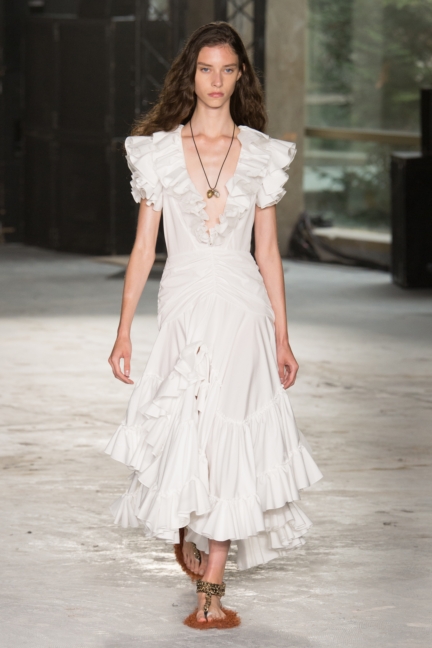 giambattista-valli-ss18-look-16