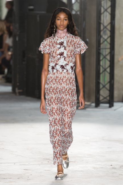 giambattista-valli-ss18-look-18