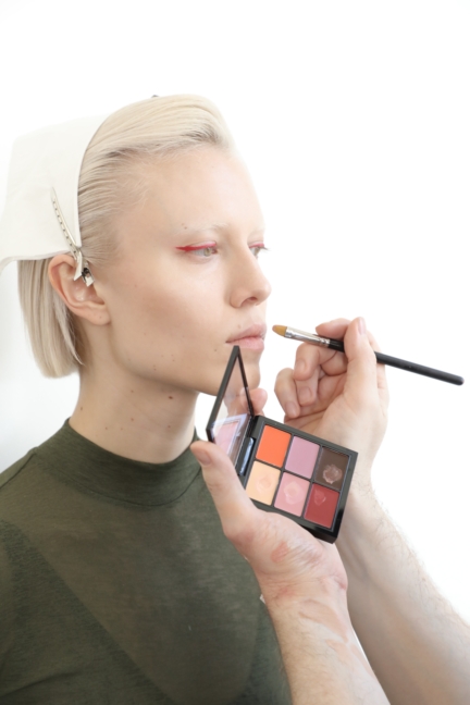 guy_laroche_backstage_winter2019_006