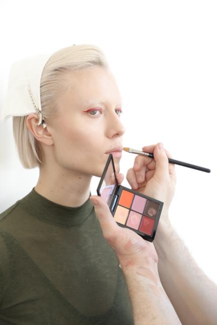 guy_laroche_backstage_winter2019_007