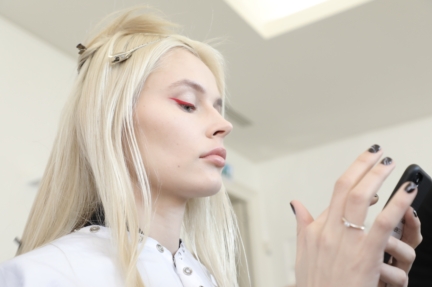 guy_laroche_backstage_winter2019_017