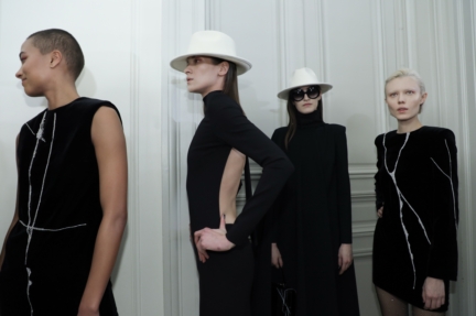 guy_laroche_backstage_winter2019_217