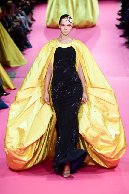 alexis_mabille_css19_032