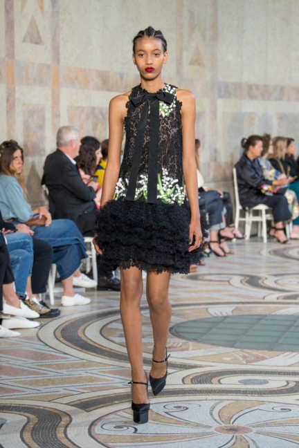 giambattista-valli-haute-couture-13-look-21