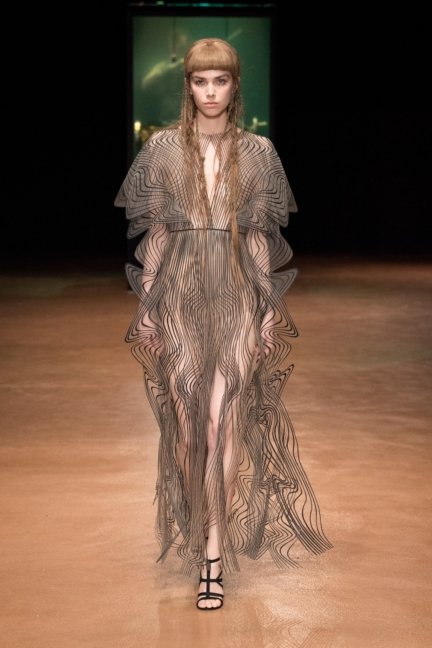 iris_van_herpen_hc17_18_look08