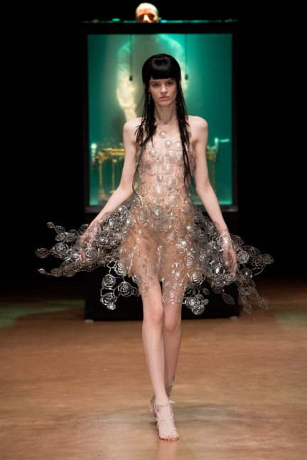 iris_van_herpen_hc17_18_look17