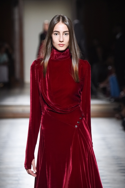 julien-fournie-haute-couture-autumn-winter-2015-137