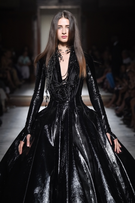 julien-fournie-haute-couture-autumn-winter-2015-206