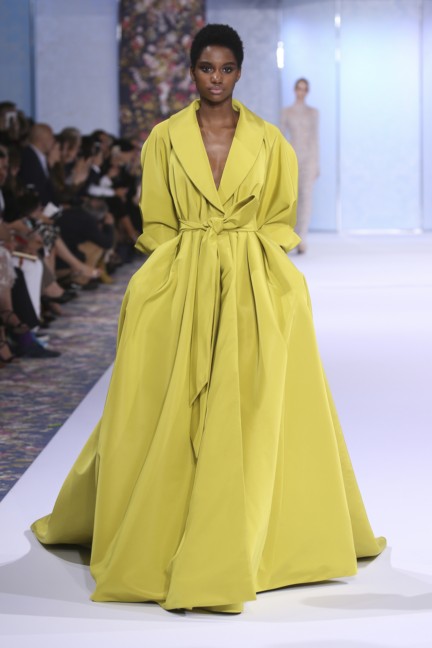 ralph-russo-aw16-look-07