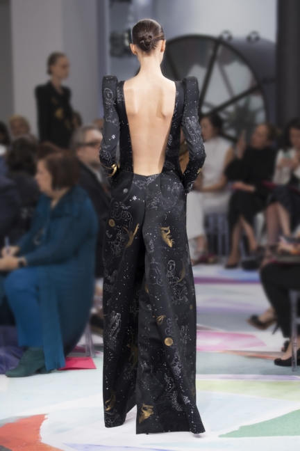 schiaparelli_hcfw1617_look_02back