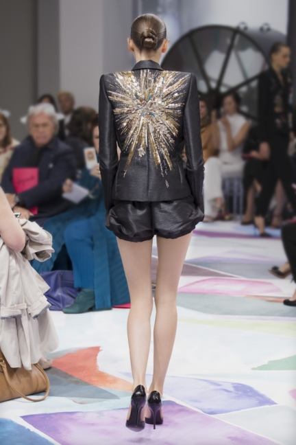 schiaparelli_hcfw1617_look_20back