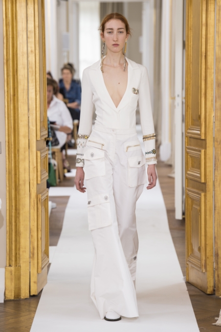schiaparelli_hc_fw17-18_look01