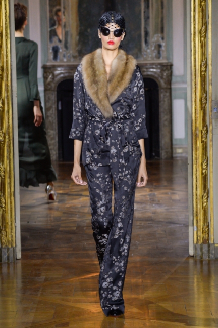 look-20