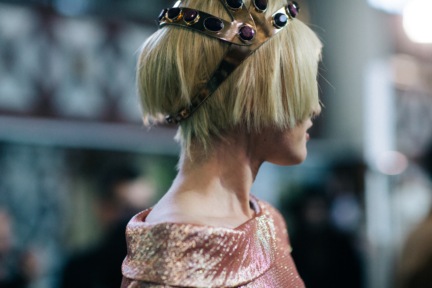 yana-davydova-backstage-ulyana-sergeenko-paris-couture-fashion-week-fall-winter-2017_yd4468