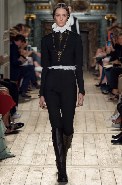valentino-hc-fw1617-01