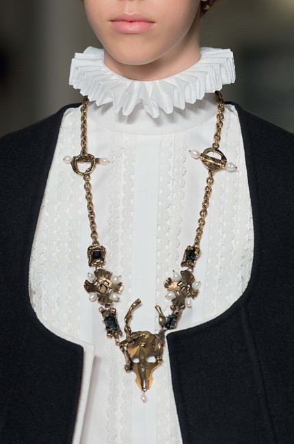 valentino-hc-fw1617-02-det