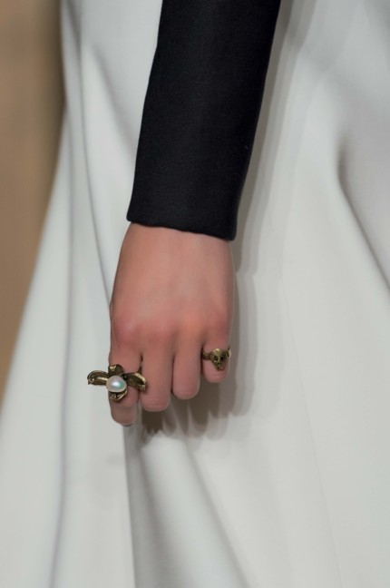 valentino-hc-fw1617-57-det