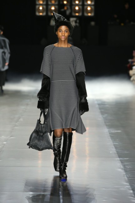 issey-miyake-paris-fashion-week-aw-16-20