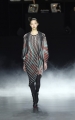 issey-miyake-paris-fashion-week-aw-16-14