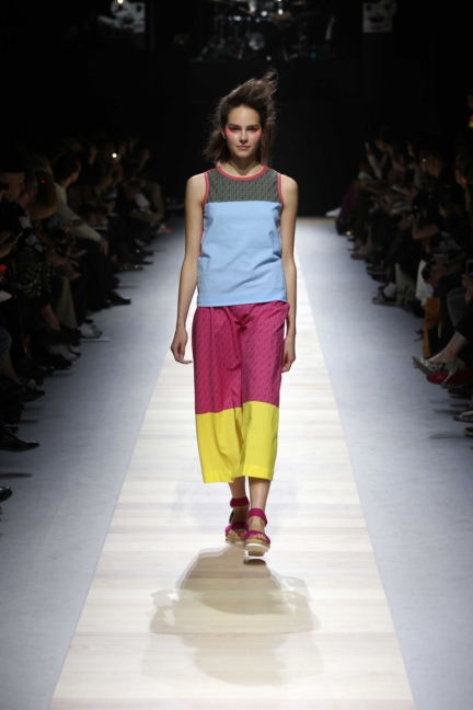 issey-miyake-paris-fashion-week-spring-summer-2016-11