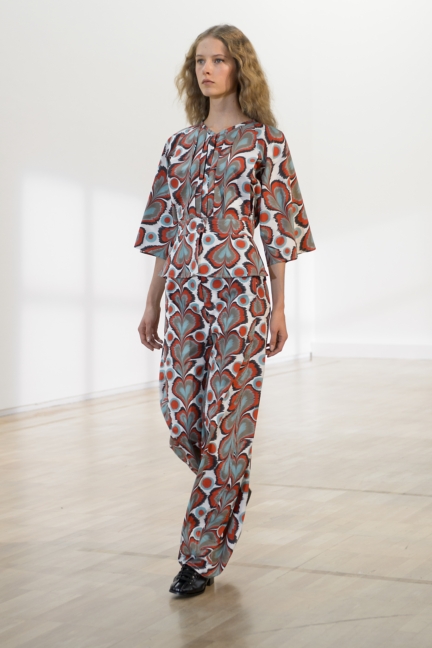 lemaire-paris-fashion-week-spring-summer-2016-18