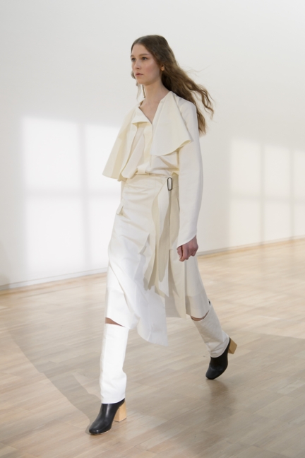 lemaire-paris-fashion-week-spring-summer-2016-2