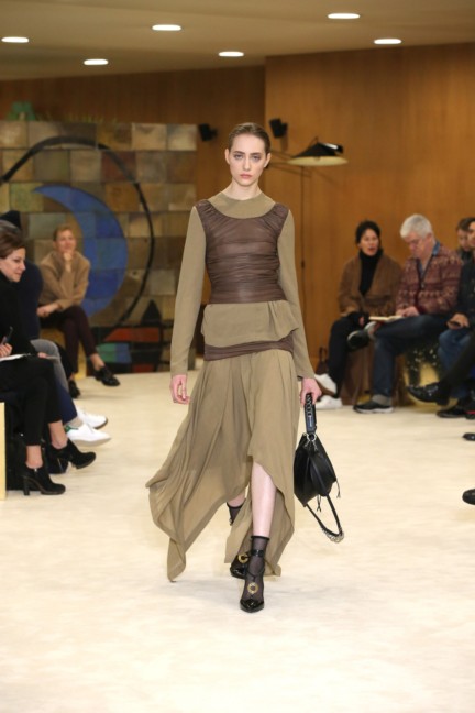 loewe-paris-fashion-week-aw-16-15