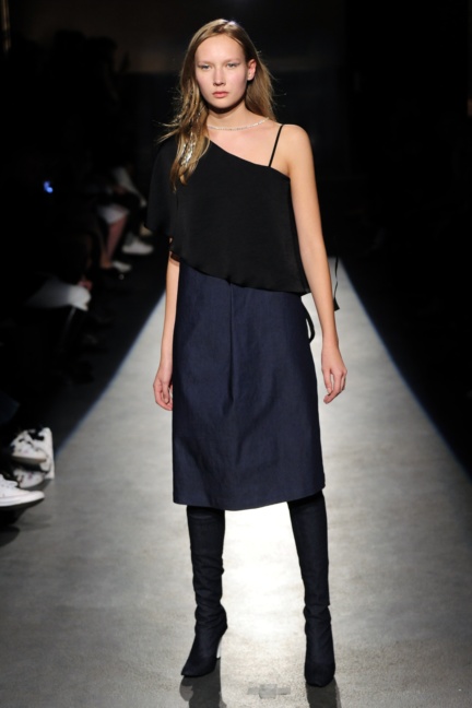 lutz-huelle-paris-fashion-week-spring-summer-2016-17