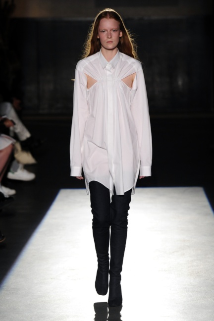 lutz-huelle-paris-fashion-week-spring-summer-2016-7