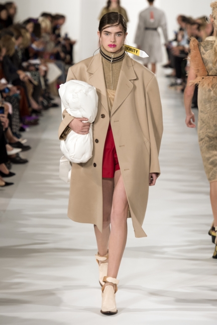 mm_ss18_defile_looks_09