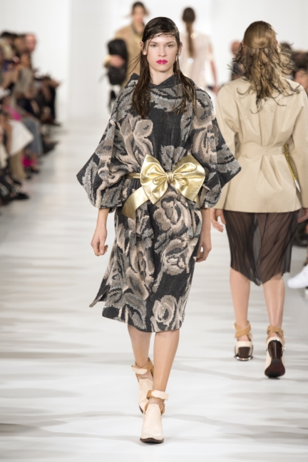 mm_ss18_defile_looks_20